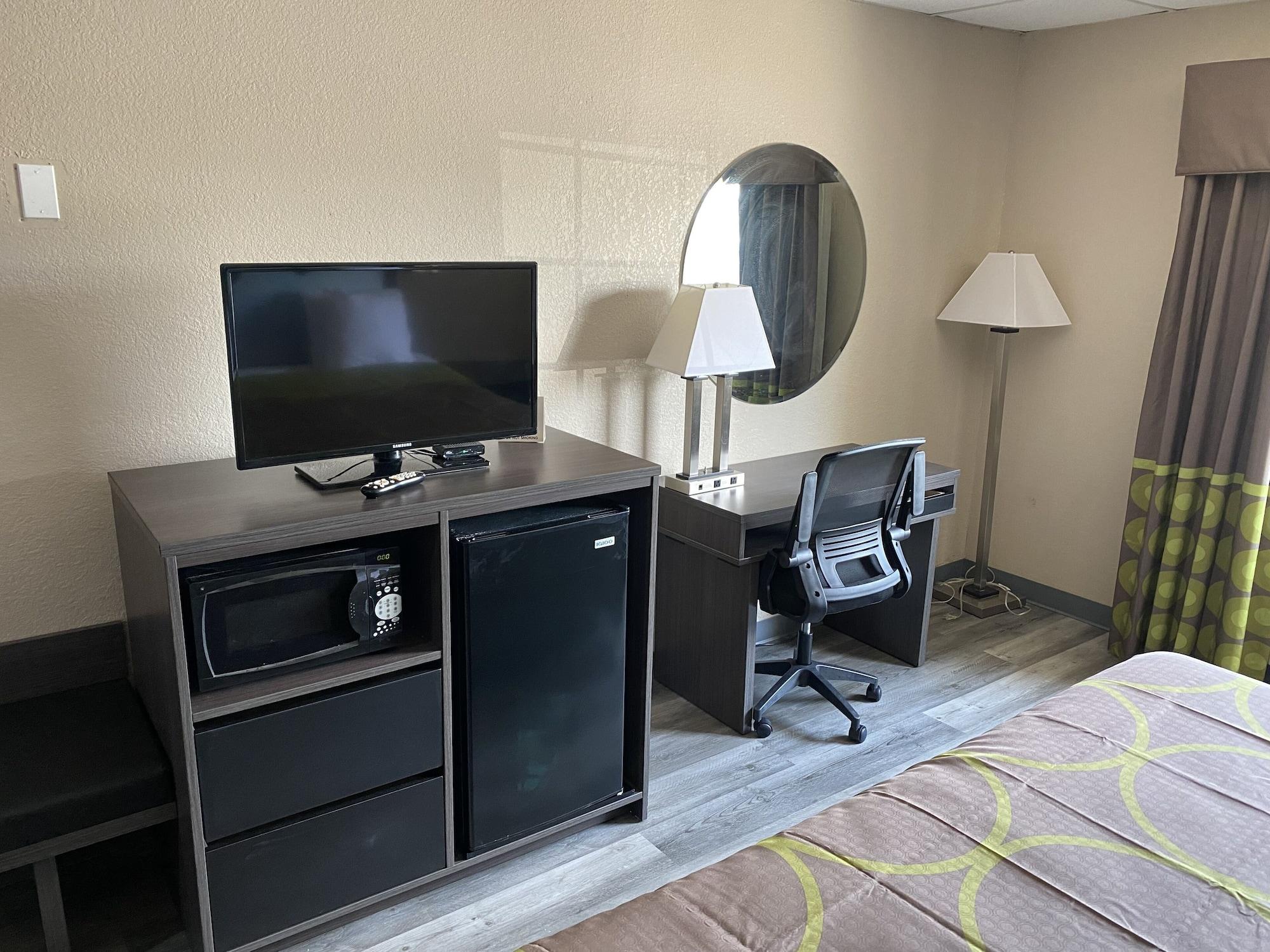 Super 8 By Wyndham Gainesville Tx Exterior photo